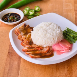 ข้าวหมูแดง-หมูกรอบ.