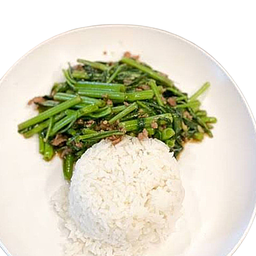 ผัดผักบุ้งหมูสับ ราดข้าว