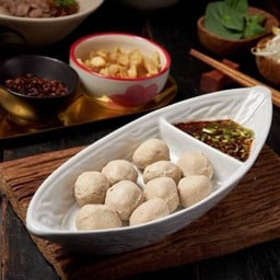 ลูกชิ้นเนื้อลวกจิ้ม