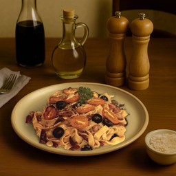 Fettuccine Chili Garlic Bacon