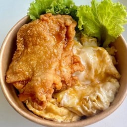 หอมเจียว 1 ข้าวไข่ข้นไก่กรอบ 1