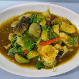 ผัดเขียวหวานแห้ง