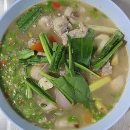 ต้มแซ่บกระดูกหมู