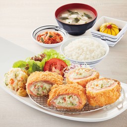 ชุดปลาแซลมอนซอสมายองเนสชุบเกล็ดขนมปังทอด