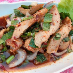 น้ำตกหมู