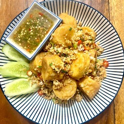 เต้าหู้คั่วพริกเกลือ