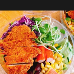 สลัดไก่กรอบ