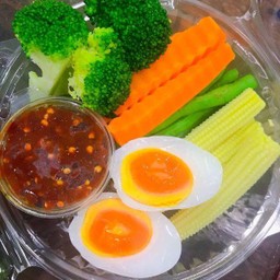 น้ำพริกตาแดง + ผักลวก