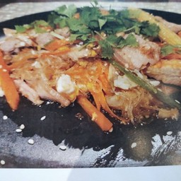 สุกี้แห้งหมูหรือไก่