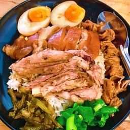 เจ๊ไล้ ขาหมูบุฟเฟ่ต์ 79 บาท เพชรเกษม 54 ภาษีเจริญ กทม.