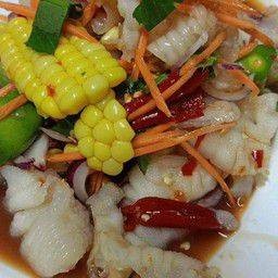 ยำข้าวโพดเล็บมือนาง