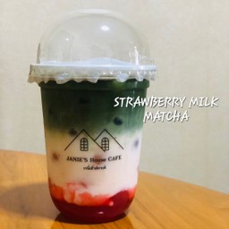 สตอเบอรี่นมสดชาเขียว