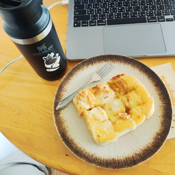 ปังปิ้ง เนยน้ำตาล