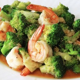 ผัดบร็อคโคลี่