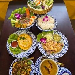 รสข้นน้ำยาปู สาขาบรรทัดทอง
