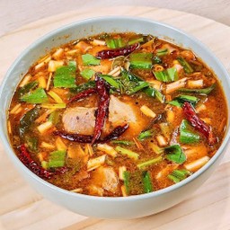 ต้มแซ่บหมู กับข้าว