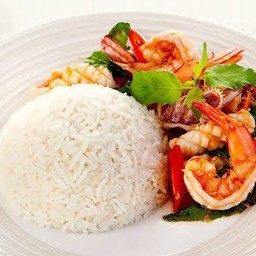 ข้าวกระเพรารวมทะเล