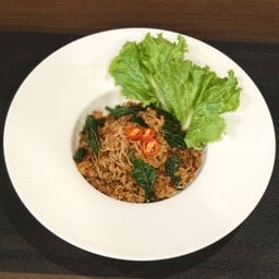 มาม่าผัดกะเพราหมูสับ (Instant Noodle Thai Basil Minced Pork)