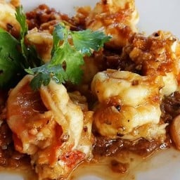 กุ้งทอดกระเทียมพริกไทย