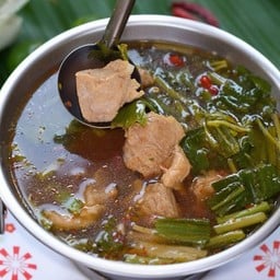 ต้มแซ่บ