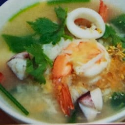 ข้าวต้มกุ้งหมึก