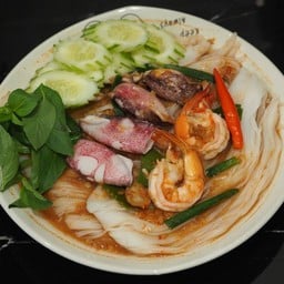 ขนมจีน มีน้ำยา ราชาข้าวปุ้น โลตัส สาขาชลบุรี