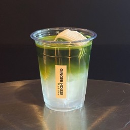 มัทฉะฟุกุโอกะ (เกรดพิธี) น้ำมะพร้าวสด