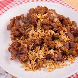 ทอดกระเทียมหมู กับข้าว