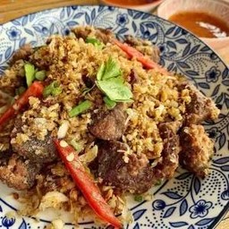 เนื้อทอดกระเทียม🆕