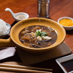 (D)-กระเพาะปลาน้ำเเดงเนื้อปู