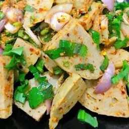 ลาบหมูยอ