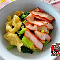 เกี๊ยวหมูแดง พิเศษ