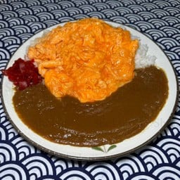 ข้าวแกงกะหรี่ไข่ข้น