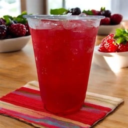 สตรอเบอร์รี่ โซดา