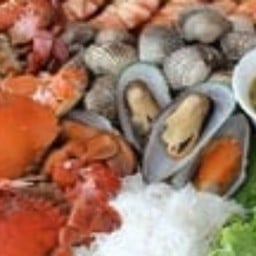 แซบจริงๆๆนะ ส้มตำ ยำ ลาบ ไก่ทอด หมูทอด ข้าวเหนียว น้ำชา กาแฟ แป๊ปซี่โอ่ง.. หน้าวัดคงคาราม