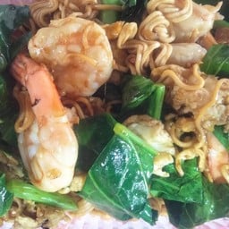 มาม่าผัดกุ้ง