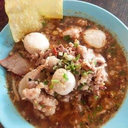 เกาเหลาต้มยำน้ำข้นหมูมะนาว