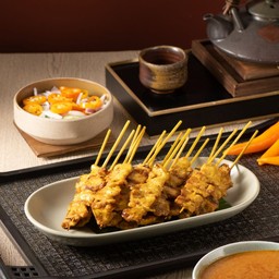 หมูสะเต๊ะ 8 ไม้