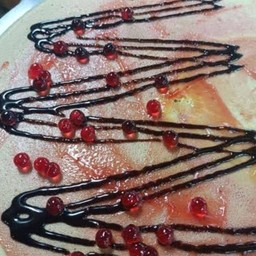 เครป สตอเบอรี่+เยลลี่ราดช็อคโกแลต