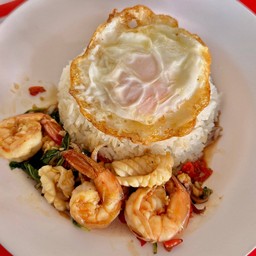 ข้าวกระเพราทะเล