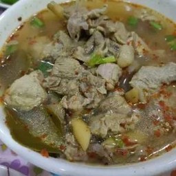 ต้มแซ่บเนื้อ