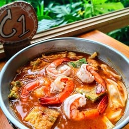 เเกงส้มผักรวมกุ้งชะอมไข่ทอด