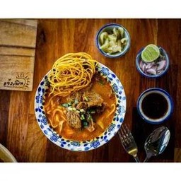 ข้าวซอยเนื้อ