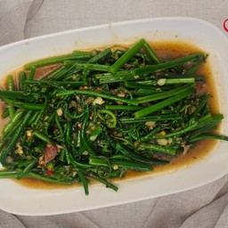 ผักกูดน้ำมันหอย