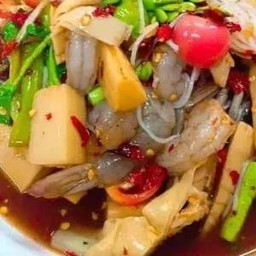 ตำหน่อไม้กุ้งสด