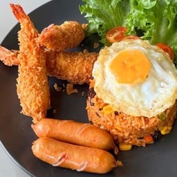 ข้าวผัดอเมริกัน EXTRA