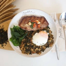 Fried Quinoa Holy Basil Duck Breast with Kale Chips