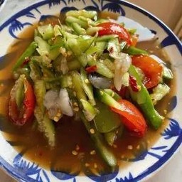 ตำแตงกุ้งสด