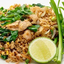 ข้าวผัดหมูชิ้น