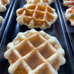 Me waffle สาขาโลตัส รวมโชค